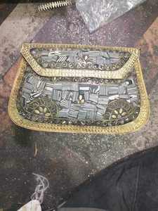 Royal Luxury Mother of Pearl Clutch Handbag with Detachable Shoulder Chain and Elegant Shell Inlay - Product Image 5