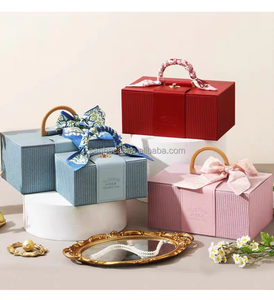 Petites boîtes cadeaux en carton ondulé rigide épaissi et recyclable, personnalisables avec logo, emballage d'expédition coloré avec doublure en mousse - Product Image 1