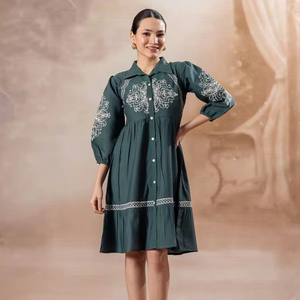 Robe longue femme douce et ample, style oversize, magnifique, coupe décontractée, personnalisable, lavable, écologique - Product Image 1