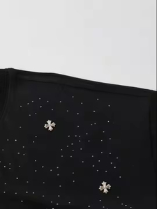 T-shirt noir personnalisé avec logo en strass, tee-shirt orné de cristaux brillants, style hip-hop, streetwear, t-shirts oversize, toutes saisons - Product Image 4