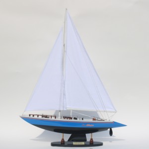 เรือใบไม้ทำมือลายดาวและแถบสีสไตล์อเมริกัน สำหรับตกแต่งบ้านสไตล์ทะเล - Product Image 1