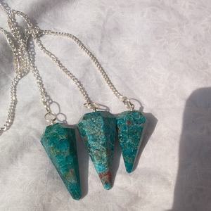 Pendule en Apatite Bleue Naturelle de Haute Qualité |   Pendentif de radiesthésie en cristal poli |   Pierre énergétique de méditation Reiki |   Feng Shui | - Product Image 3