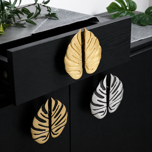 Handcrafted Solid Brass Leaf Engraved Oval <b>Cabinet</b> <b>Knob</b> Antique Brass Finish Decorative Drawer Pull Wardrobe Door Handle - Product Image 4