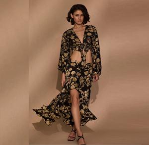 Ensemble coordonné imprimé floral pour femme – Haut court à nouer à col en V et jupe longue asymétrique – Ensemble deux pièces – Assortiment - Product Image 1