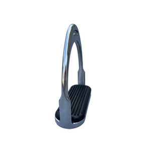 Estribos Negros para Montar a Caballo con Superficie Texturizada y Correas Ajustables para Uso Ecuestre - Product Image 4