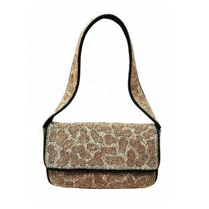 Bolso de Hombro de Lujo Hecho a Mano con Bordado y Cuentas para Mujer, con Intrincado Trabajo Floral, Cuentas Decorativas y Hermosa Artesanía - Product Image 3