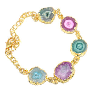 Pulsera de Cadena Ajustable con Baño de Oro de 24K y Piedra Preciosa de Cuarzo Solar Natural de Diseño Contemporáneo para Mujeres y Niñas, Venta al Por Mayor - Product Image 3