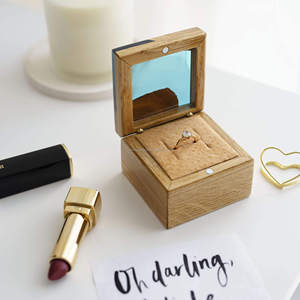 Boîte à bijoux en bois brut en gros, boîte à trésors en bois foncé, boîte de rangement pour bagues de mariage en bois avec support pour bague en résine époxy - Product Image 5