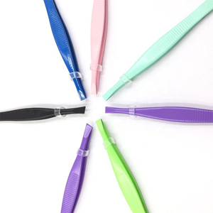 Juego de Pinzas para Cejas Inclinadas de Acero Inoxidable al por Mayor, Color Personalizado, Marca Privada OEM, Diseño Único, Herramienta de Belleza de Precisión - Product Image 1
