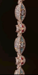 Bracelet en argent 925 avec design crâne en moissanite et accents de pierres rouges et bleues, serti pavé, effet diamant, bijou tendance - Product Image 5