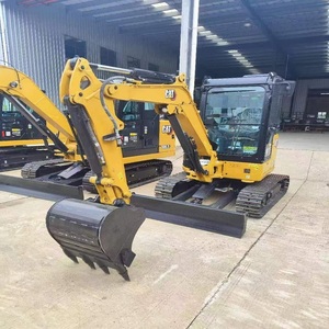 Mini-excavatrice Cat efficace conçue pour soutenir les travaux de creusement de fondations, l'installation de tuyaux et les travaux de terrassement sur divers chantiers - Product Image 2