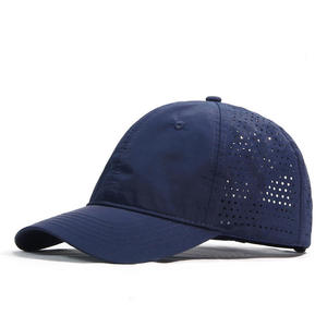 Casquette de sport unisexe 6 panneaux en maille satinée 100 % polyester respirante, imperméable, réglable, séchage rapide, motif léopard – Collection Printemps/Été - Product Image 2