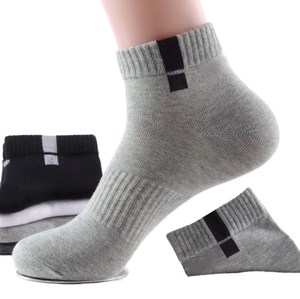 Chaussettes de sport pour hommes de haute qualité, respirantes, en coton et élasthanne, chaussettes de sport décontractées pour hommes, logo personnalisé - Product Image 1
