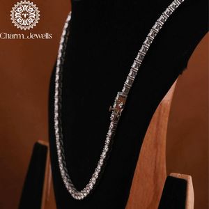 Collier unisexe en moissanite Charm Jewells, forme boule, coupe brillante, chaîne à maillons géométriques, plaqué or 14 carats, argent 925, certifié IGI - Product Image 4