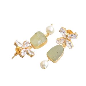 ต่างหูทองเหลืองประดับมุกและเพชรซิร์คอน งานแฮนด์เมด ชุบโรเดียม ปลอดภัยต่อผิวแพ้ง่าย ขายส่ง - Product Image 2