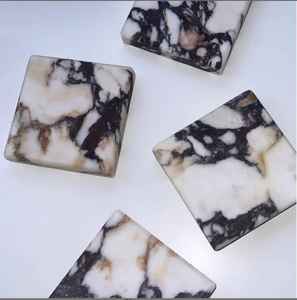 แผ่นรองแก้วหินอ่อน Calacatta Viola รูปทรงสี่เหลี่ยม ดีไซน์หรูหราจากหินธรรมชาติ - Product Image 1