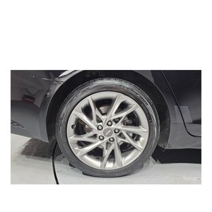 Genesis G70 2.0T 4WD Gasolina, Modelo Abril 2022, 102,557 km, Caja de Cambios Automática, Asientos de Cuero, Cámara Trasera, Estándar de Emisiones Euro V - Product Image 5