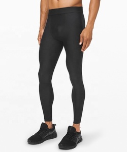 Conception personnalisée Serré de compression Gym Fitness Leggings vierges Pantalon élastique sans couture pour hommes pour la course - Product Image 4