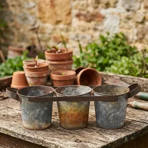 Support de plante rustique vintage en fer à trois pots pour balcon, jardin, ferme, décoration intérieure - Product Image 5