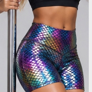 Shorts de pole dance con agarre adhesivo para mujer que proporcionan movimiento suave, tracción confiable, tela transpirable y elasticidad cómoda. - Product Image 1