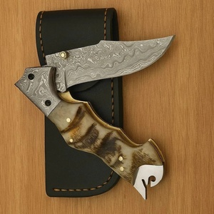 Cuchillo Plegable de Acero de Damasco Personalizado con Hoja Recta, Mango de Asta de Ciervo, Cuchillo de Bolsillo Táctico Multifuncional con Funda de Cuero para Exteriores - Product Image 3