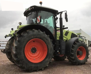 Tractor agrícola CLAAS AxioN 870 C-Matic - Product Image 2