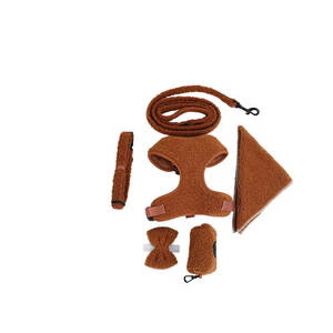 ชุดสายรัดฝึกสุนัข สายรัดแบบปรับได้พร้อมสายจูงที่เข้าชุดกันสำหรับการฝึกเดินและการใช้งานกลางแจ้ง - Product Image 1