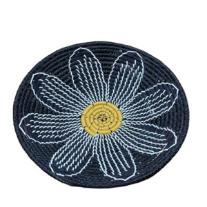 Plaque de rotin plaque de tissage en bambou durable largement utilisée pour le service de nourriture de pique-nique et les solutions d'articles de tenture murale domestique à long terme - Product Image 4