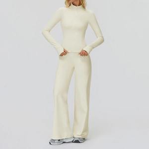 Conjunto de Yoga de 2 Piezas sin Costuras para Mujer, de Alta Calidad, para Gimnasio y Fitness, con Logotipo Personalizado, Color en Contraste, Antiarrugas, Transpirable, de Secado Rápido, de Bambú - Product Image 3