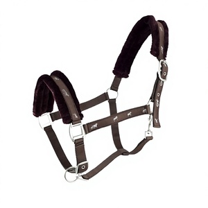 Licou léger en poly propylène avec ruban de fourrure de vison et raccord en fer rembourré en nylon de style selle anglaise - Product Image 1