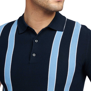 Polo a Rayas para Hombre, Manga Corta, Tejido Suave, Cuello Camisero, Rayas Verticales Intensas, Estilo Casual Moderno, Colores Personalizados, Venta al por Mayor, OEM, ODM - Product Image 3