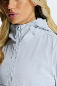 Conjunto de Chaqueta Cortavientos Ligera Gris para Mujer y Pantalones Cortos, Chándal Deportivo con Capucha y Cremallera Completa, Ropa Deportiva Informal con Paneles en Contraste - Product Image 3