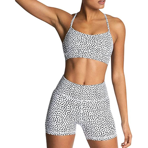 Conjunto de Yoga con Estampado de Leopardo para Mujer, Pantalones Cortos de Cintura Alta, Top Corto con Tirantes Finos, 2 Piezas, Ropa Deportiva, Ropa de Gimnasio, Transpirable y Elástica - Product Image 4