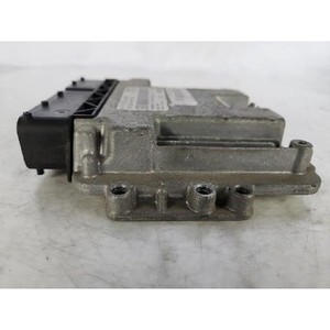 Porter Usó ECUs y Módulos de Computación 391044A310 - Product Image 3