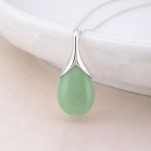 NIKHIL GEMS Pendentif Goutte d'Eau en Jade Vintage Personnalisé pour Fiançailles, en Argent Sterling 925 Fait Main, Pierre Précieuse Certifiée par un tiers - Product Image 2