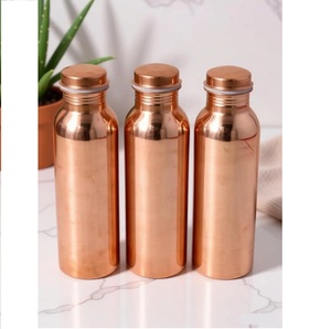 Botella de Agua de Cobre Puro, Estilo Vintage, Forma Curva, Acabado Martillado a Mano, Botella de Hidratación sin Juntas - Product Image 5