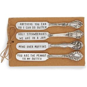 Set di coltelli da tavola Mud Pie Silver include uno spalmatore - Product Image 2