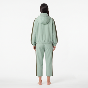 Ensemble de survêtement sportif deux pièces pour femmes, veste courte en nylon léger surdimensionnée, pantalon à cordon de serrage avec bande latérale - Product Image 2