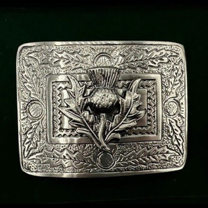 Impresionante Hebilla de Cinturón Cromada para Kilt con Diseño 3D de Cardo, Acabado Antiguo Tradicional Escocés, Hebillas al por Mayor 2026 - Product Image 1