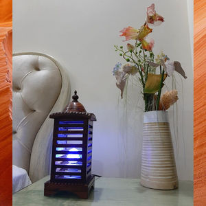 Lampe de table en bois, base en bois massif avec abat-jour en tissu de qualité supérieure pour chambre à coucher, salon, chevet, décoration intérieure, éclairage. - Product Image 6