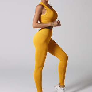 Ensemble de yoga deux pièces taille haute uni pour femme, soutien-gorge de sport compressif et leggings respirants à l'avant, vêtements de fitness pour l'entraînement, vente en gros - Product Image 4