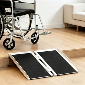Dispositivi di Assistenza: Rampa Portatile per Sedia a Rotelle - Product Image 1