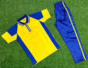 Survêtement scolaire sportif en coton 2 pièces avec logo personnalisé rouge et blanc, vert et noir en super poly pour étudiants et enfants - Product Image 2