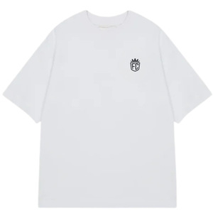 Camiseta de algodón de manga corta para hombre, corte holgado, con logo en el pecho, cuello redondo, estilo casual urbano, suministro al por mayor OEM - Product Image 1