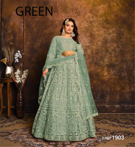 Tenue ethnique indienne et pakistanaise pour femmes, style Anarkali, avec broderie papillon en résille, travail de miroirs et bordure en dentelle, en Faux Georgette épaisse, pour les fêtes - Product Image 3