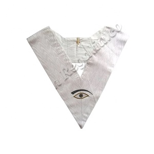 Ras du cou à 28 degrés brodé en relief, chevalier de soleil, hématite de style écossais - Product Image 1