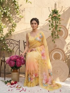 Sari de seda georgette con estampado digital de mariposas, bordado a mano con Khatli, espejos y perlas, y borde con diseño de alas digitales. - Product Image 3