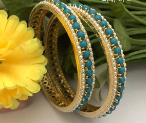 กำไลสองชิ้นไข่มุกเทียมชุบทองทองเหลืองคุณภาพดีเยี่ยมสำหรับงานแต่งงาน - Product Image 4