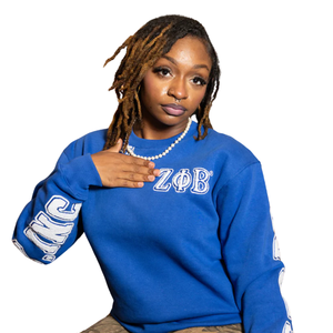 Sweat-shirt Zeta Phi Beta en chenille bleu pour femme, avec motif au dos, lettres grecques brodées, col rond, haut décontracté de qualité supérieure - Product Image 1