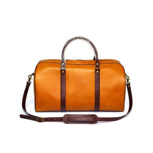 Bolsa de Viaje Deportiva de Cuero Moderna, Bolsa de Lona para Gimnasio, Equipaje de Gran Espacio con Correas Resistentes, Bolsas de Lona de Cuero - Product Image 1